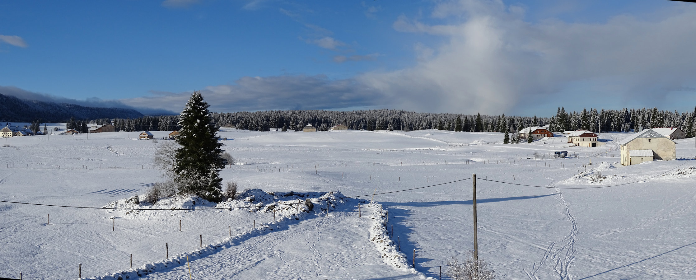 Sous le Risoux, chapelledesbois.eu