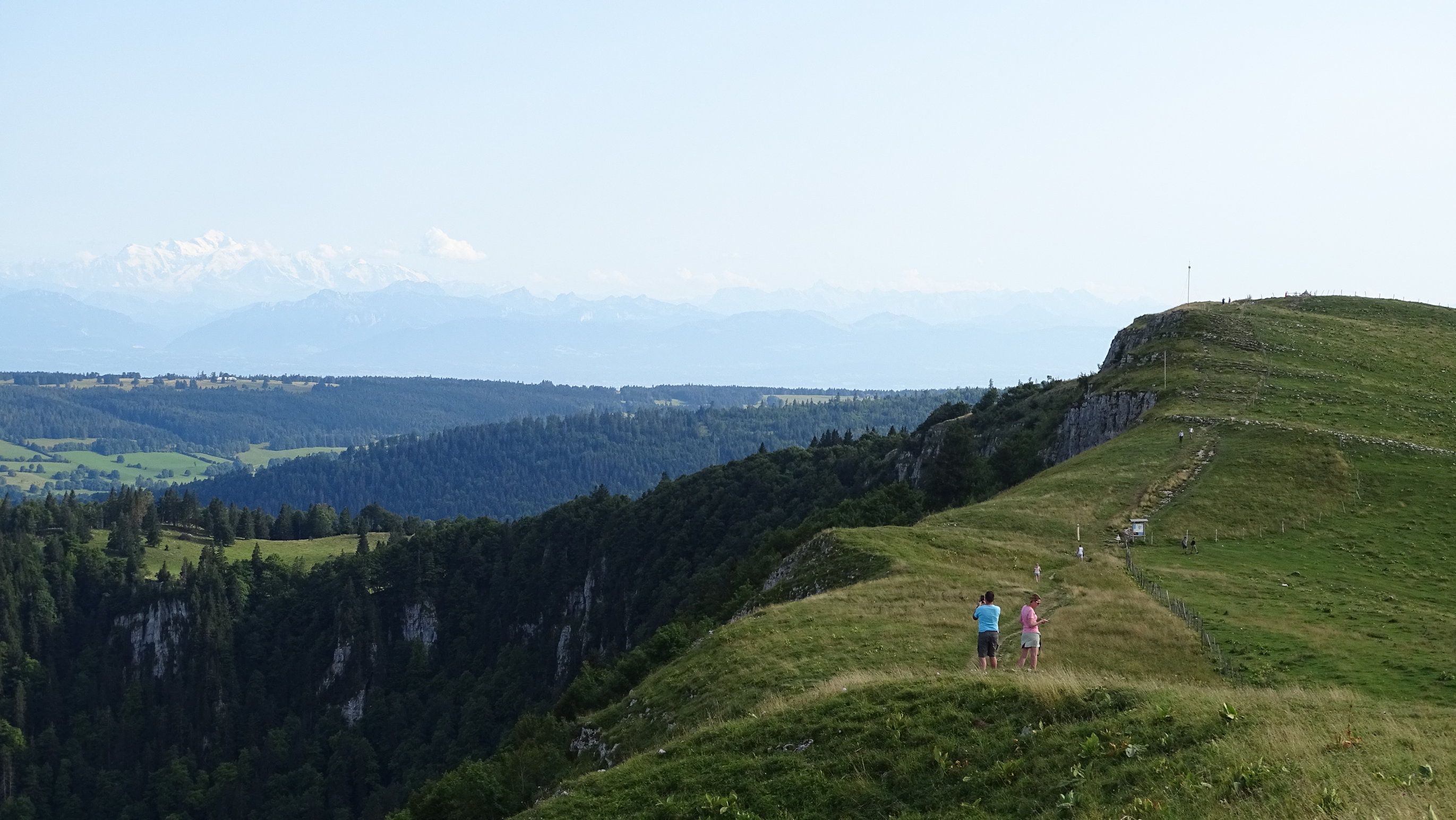 Le massif du Mont Blanc vu du Jura