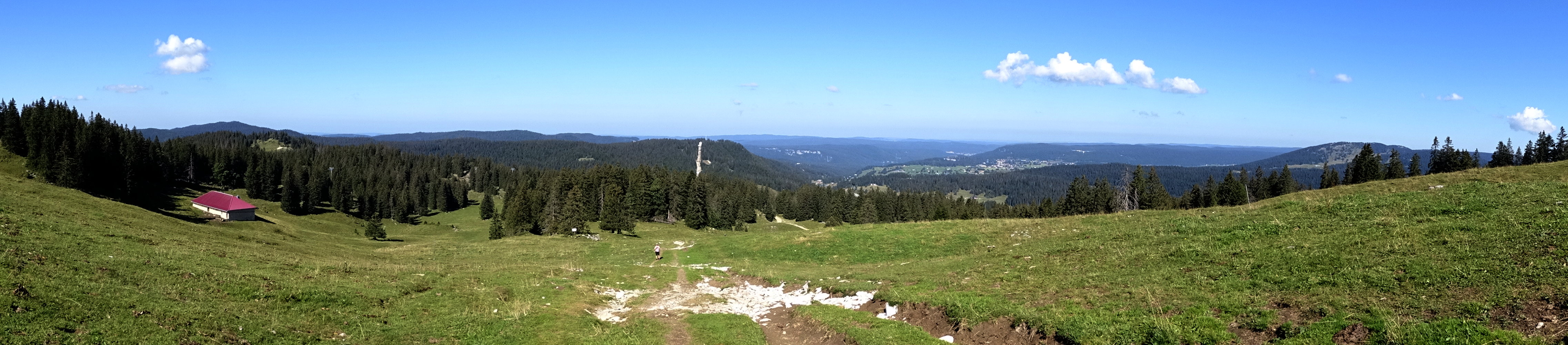 Le massif du Mont Blanc vu du Jura