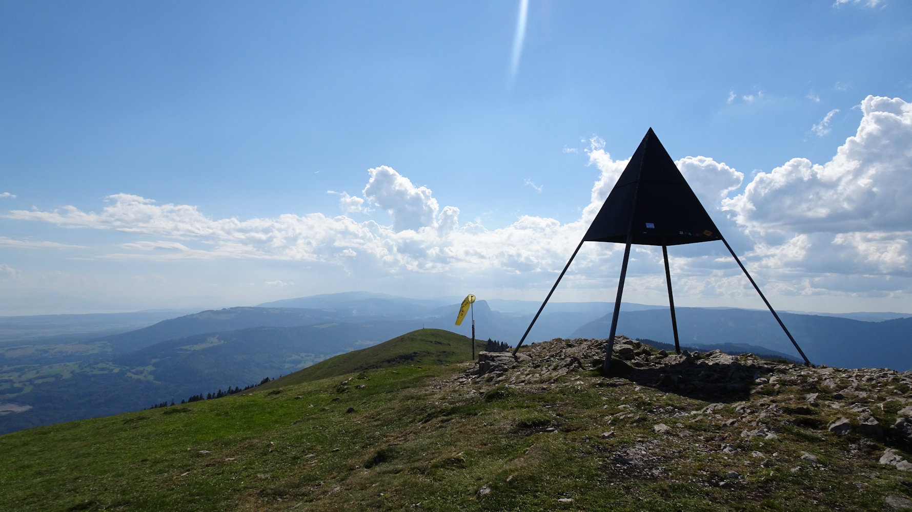 Le massif du Mont Blanc vu du Jura